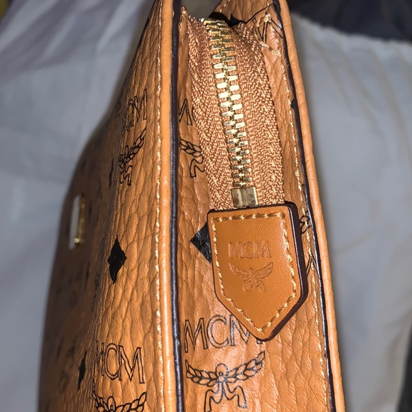 MCM Zip Pouch Visetos💎 - Picture 10 of 13